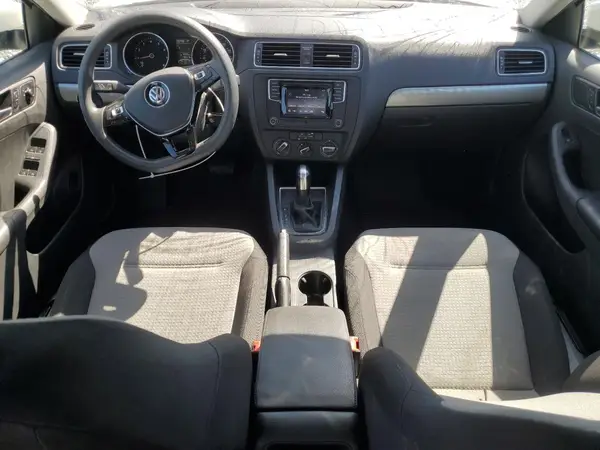 3VW2B7AJ6HM363413 2017 VOLKSWAGEN JETTA - Image 8