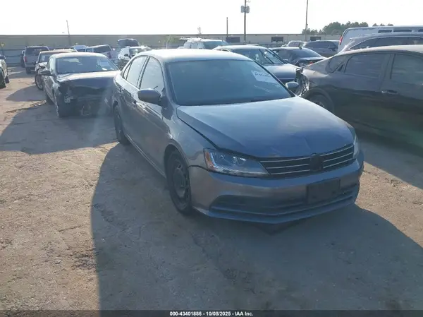 3VW2B7AJ6HM370040 2017 VOLKSWAGEN JETTA - Image 1
