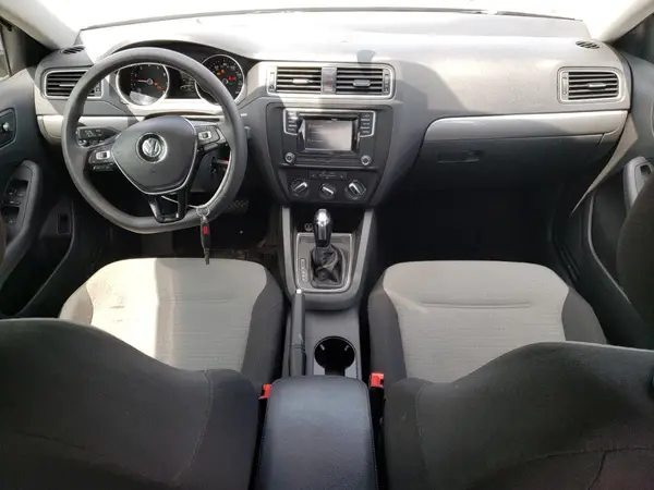 3VW2B7AJ6HM371012 2017 VOLKSWAGEN JETTA - Image 8