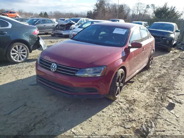 3VW2B7AJ6HM385833 2017 VOLKSWAGEN JETTA - Image 2