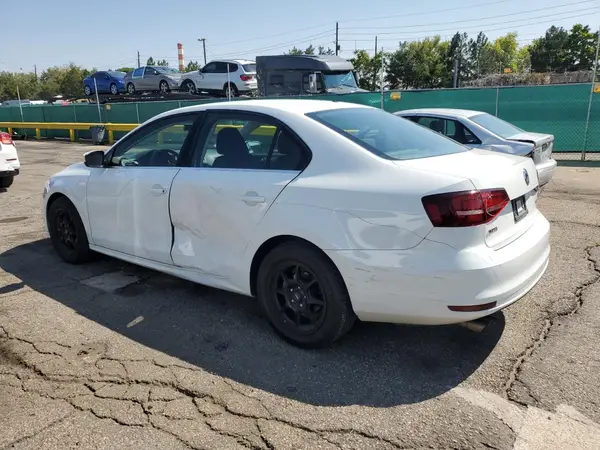 3VW2B7AJ6HM389381 2017 VOLKSWAGEN JETTA - Image 2