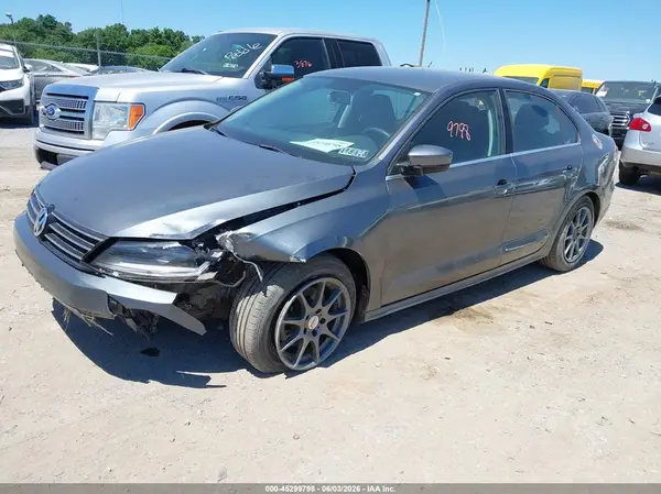 3VW2B7AJ6HM412173 2017 VOLKSWAGEN JETTA - Image 2