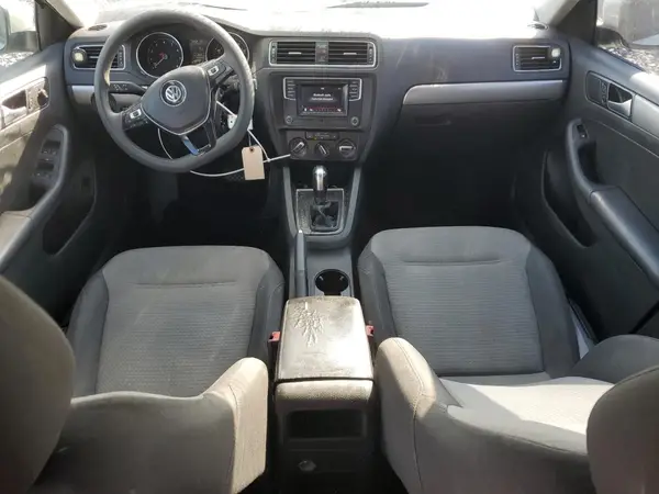 3VW2B7AJ6JM248915 2018 VOLKSWAGEN JETTA - Image 8