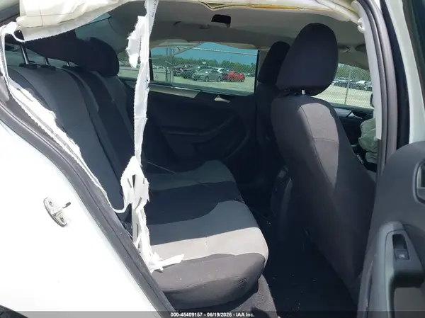 3VW2B7AJ6JM253161 2018 VOLKSWAGEN JETTA - Image 8