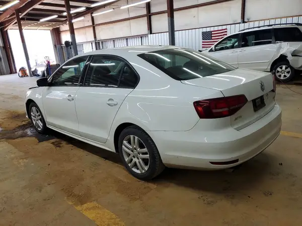 3VW2B7AJ6JM254374 2018 VOLKSWAGEN JETTA - Image 2