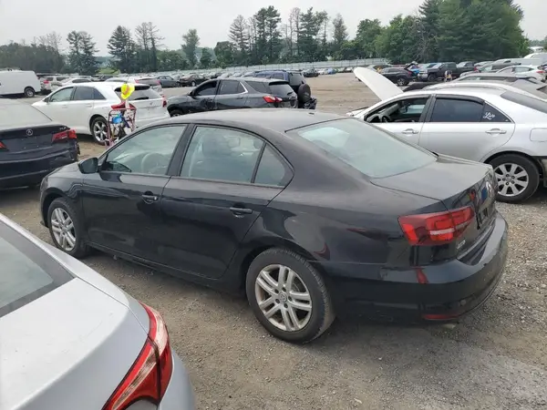 3VW2B7AJ6JM255959 2018 VOLKSWAGEN JETTA - Image 2
