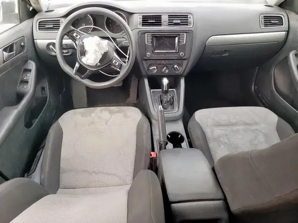 3VW2B7AJ6JM256917 2018 VOLKSWAGEN JETTA - Image 8
