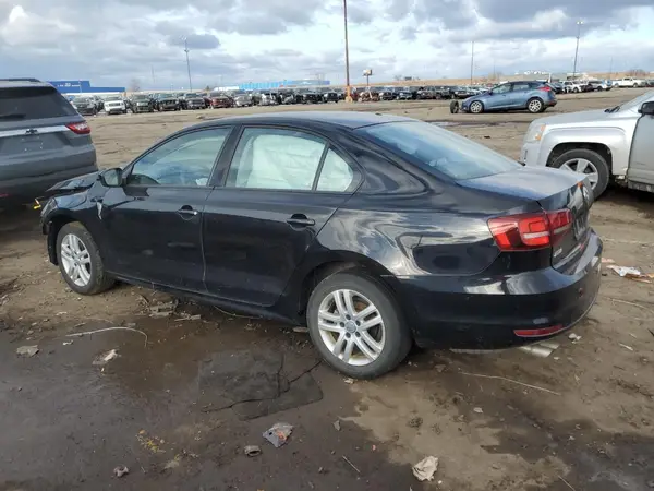 3VW2B7AJ6JM260742 2018 VOLKSWAGEN JETTA - Image 2