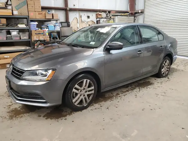 3VW2B7AJ6JM260935 2018 VOLKSWAGEN JETTA - Image 1
