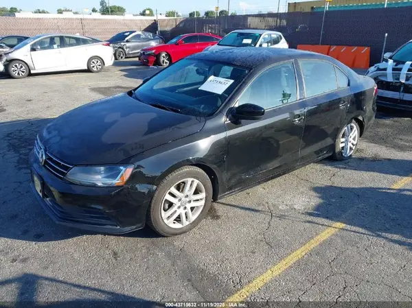 3VW2B7AJ6JM262507 2018 VOLKSWAGEN JETTA - Image 2
