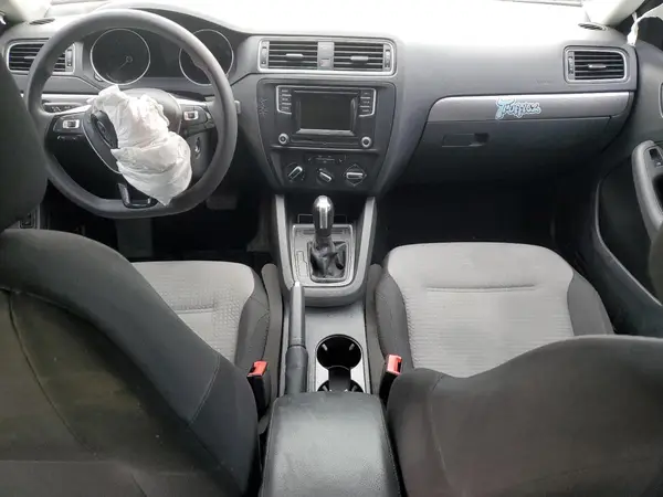 3VW2B7AJ6JM263981 2018 VOLKSWAGEN JETTA - Image 8
