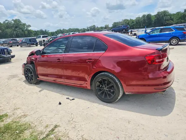 3VW2B7AJ7HM201953 2017 VOLKSWAGEN JETTA - Image 2