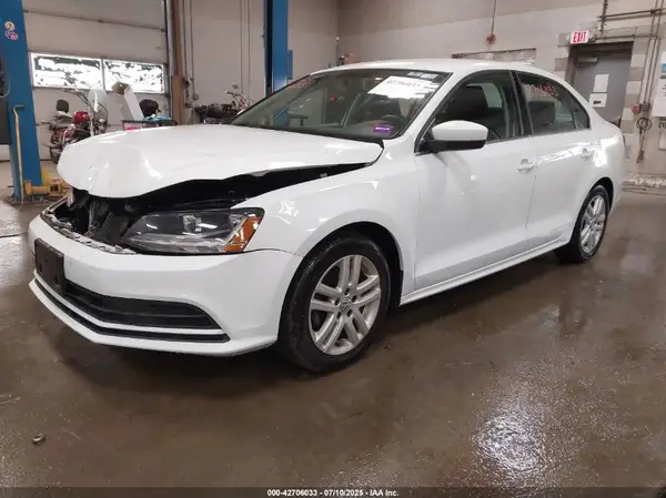 3VW2B7AJ7HM209969 2017 VOLKSWAGEN JETTA - Image 2
