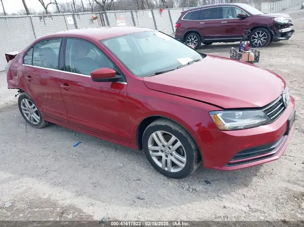 3VW2B7AJ7HM219448 2017 VOLKSWAGEN JETTA - Image 1