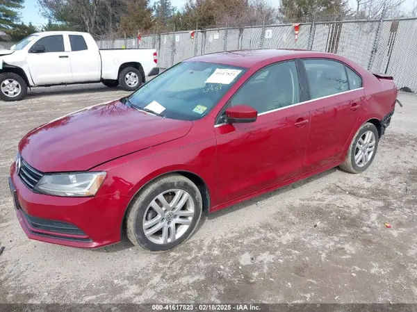 3VW2B7AJ7HM219448 2017 VOLKSWAGEN JETTA - Image 2