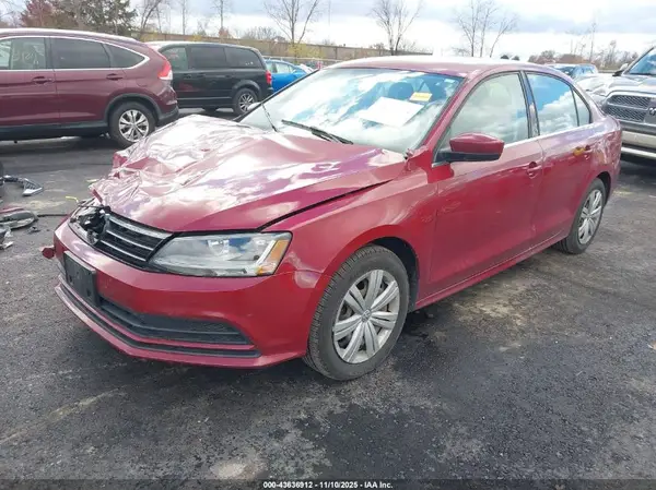 3VW2B7AJ7HM222916 2017 VOLKSWAGEN JETTA - Image 2