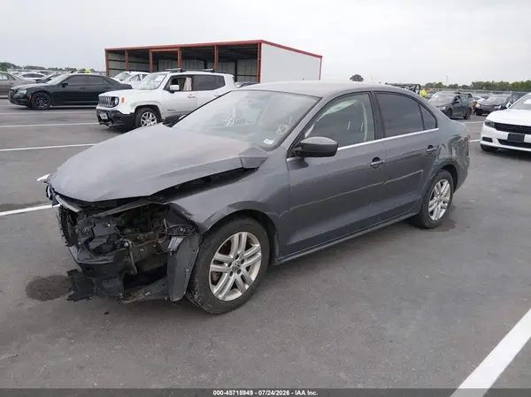 3VW2B7AJ7HM230143 2017 VOLKSWAGEN JETTA - Image 2