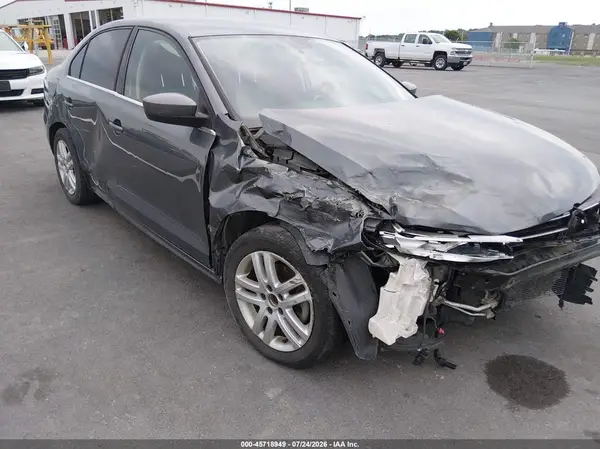 3VW2B7AJ7HM230143 2017 VOLKSWAGEN JETTA - Image 4
