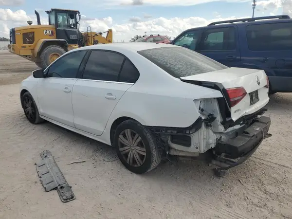 3VW2B7AJ7HM232815 2017 VOLKSWAGEN JETTA - Image 2