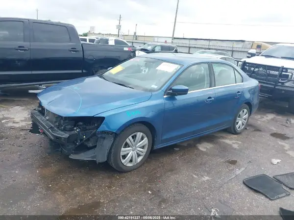 3VW2B7AJ7HM234046 2017 VOLKSWAGEN JETTA - Image 2