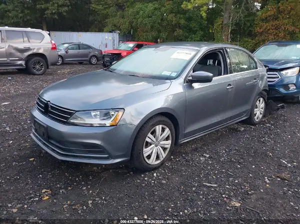 3VW2B7AJ7HM238047 2017 VOLKSWAGEN JETTA - Image 2