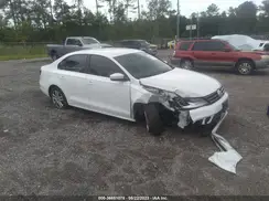3VW2B7AJ7HM241496 2017 VOLKSWAGEN JETTA