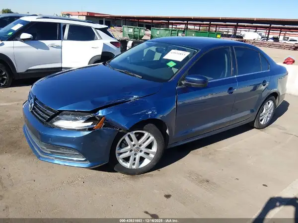 3VW2B7AJ7HM250022 2017 VOLKSWAGEN JETTA - Image 2