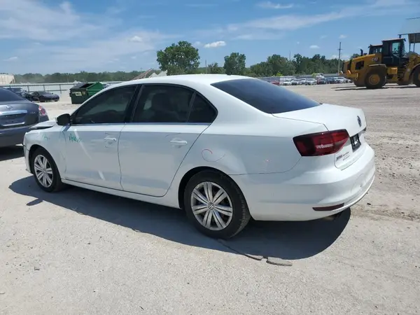 3VW2B7AJ7HM254975 2017 VOLKSWAGEN JETTA - Image 2