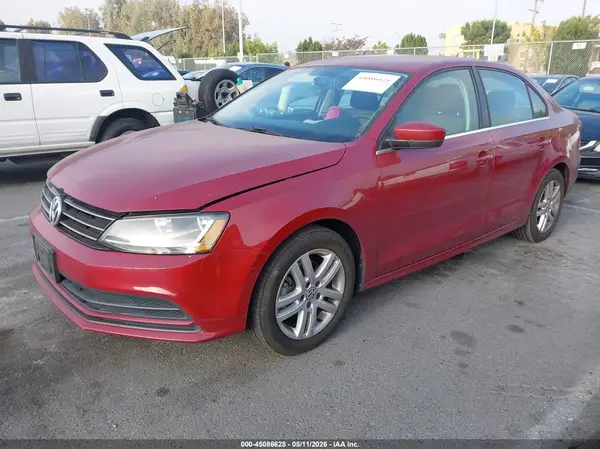 3VW2B7AJ7HM264082 2017 VOLKSWAGEN JETTA - Image 2