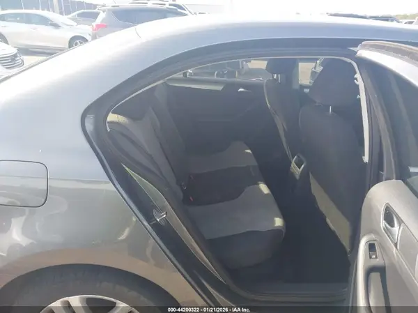 3VW2B7AJ7HM273137 2017 VOLKSWAGEN JETTA - Image 8
