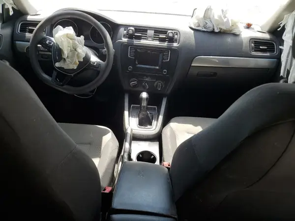 3VW2B7AJ7HM291833 2017 VOLKSWAGEN JETTA - Image 8
