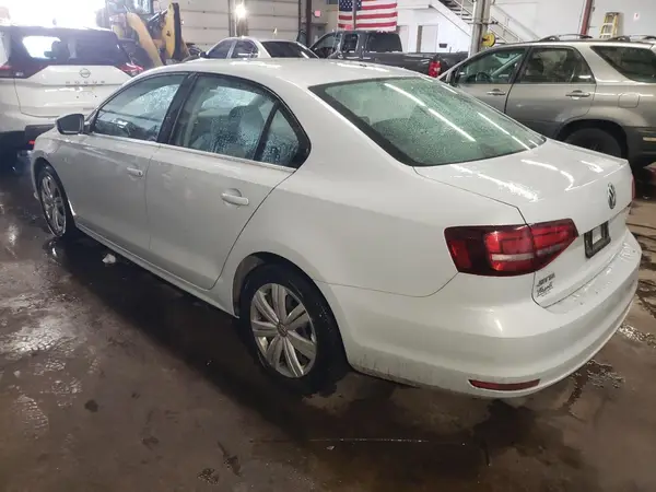 3VW2B7AJ7HM298829 2017 VOLKSWAGEN JETTA - Image 2