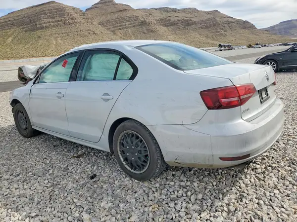3VW2B7AJ7HM308887 2017 VOLKSWAGEN JETTA - Image 2
