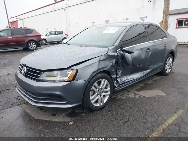 3VW2B7AJ7HM319761 2017 VOLKSWAGEN JETTA - Image 2