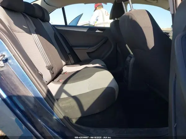 3VW2B7AJ7HM321848 2017 VOLKSWAGEN JETTA - Image 8