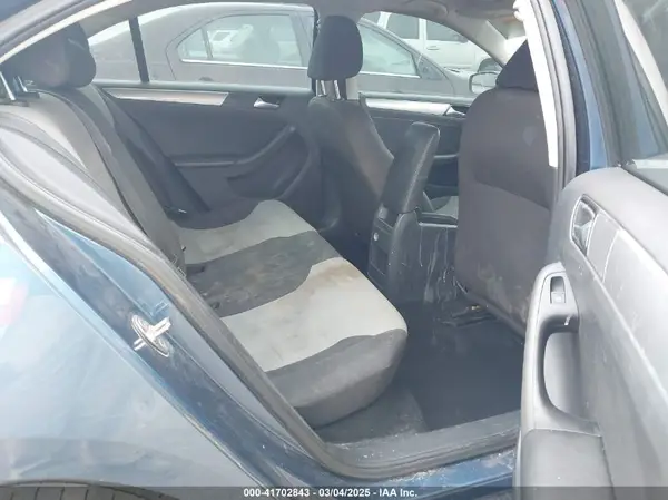 3VW2B7AJ7HM321851 2017 VOLKSWAGEN JETTA - Image 8