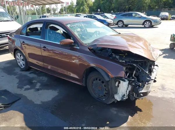 3VW2B7AJ7HM323664 2017 VOLKSWAGEN JETTA - Image 1