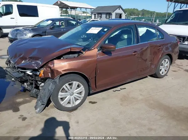 3VW2B7AJ7HM323664 2017 VOLKSWAGEN JETTA - Image 2