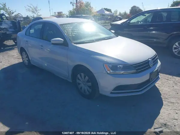 3VW2B7AJ7HM324779 2017 VOLKSWAGEN JETTA - Image 1