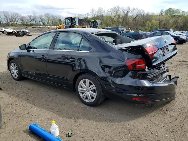 3VW2B7AJ7HM329674 2017 VOLKSWAGEN JETTA - Image 2