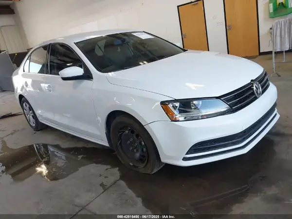3VW2B7AJ7HM334776 2017 VOLKSWAGEN JETTA - Image 1