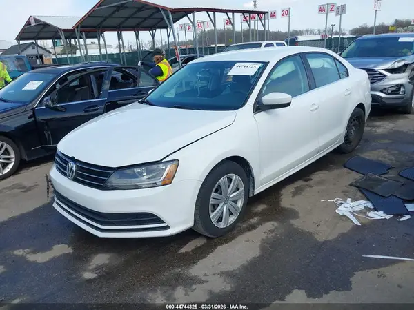 3VW2B7AJ7HM335684 2017 VOLKSWAGEN JETTA - Image 2