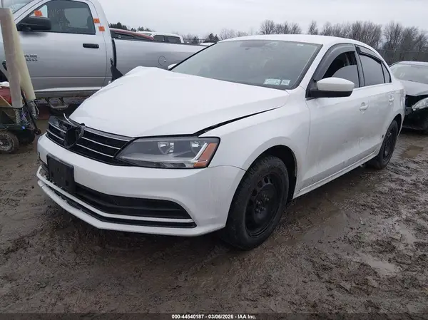 3VW2B7AJ7HM350119 2017 VOLKSWAGEN JETTA - Image 2