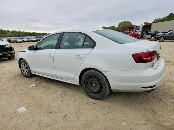 3VW2B7AJ7HM352582 2017 VOLKSWAGEN JETTA - Image 2