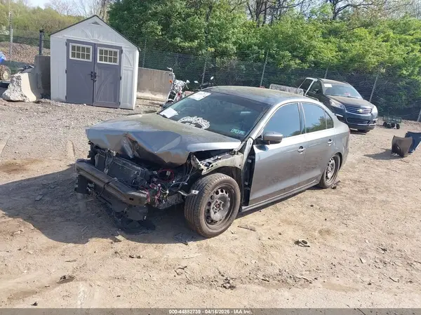 3VW2B7AJ7HM362478 2017 VOLKSWAGEN JETTA - Image 2