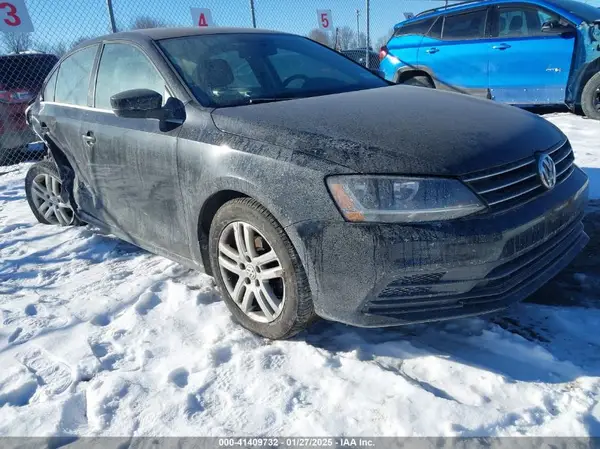 3VW2B7AJ7HM370032 2017 VOLKSWAGEN JETTA - Image 1