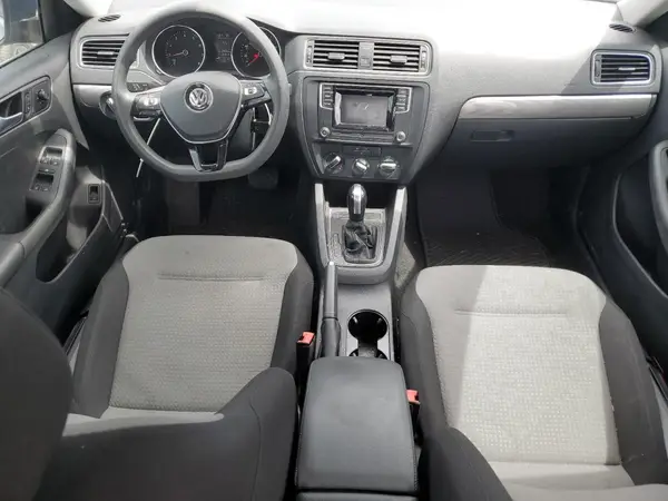 3VW2B7AJ7HM372766 2017 VOLKSWAGEN JETTA - Image 8