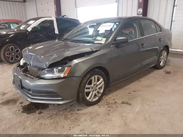 3VW2B7AJ7HM373013 2017 VOLKSWAGEN JETTA - Image 2