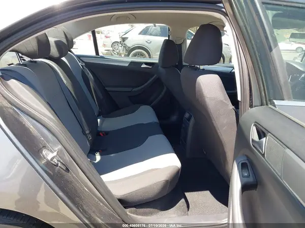 3VW2B7AJ7HM373237 2017 VOLKSWAGEN JETTA - Image 8