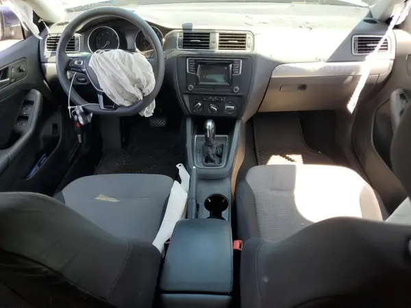 3VW2B7AJ7HM374940 2017 VOLKSWAGEN JETTA - Image 8